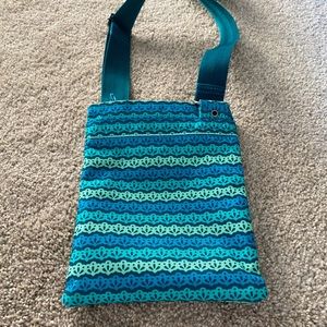 Like new Dakine crossbody purse